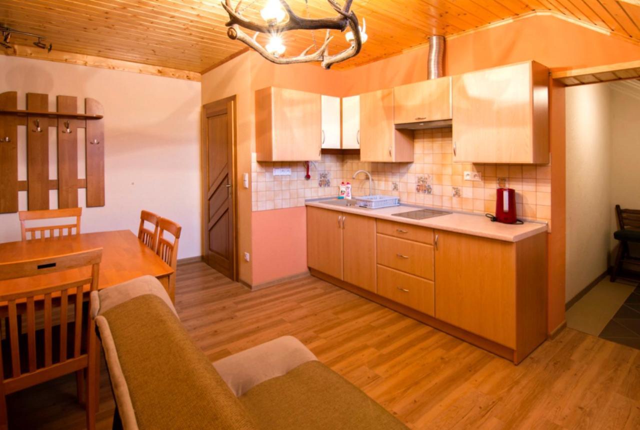 Apartments Kalyn Svoboda nad Upou Bagian luar foto